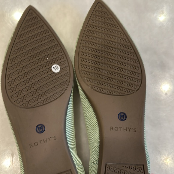 Brand New Mint Rothys Points - Picture 6 of 6